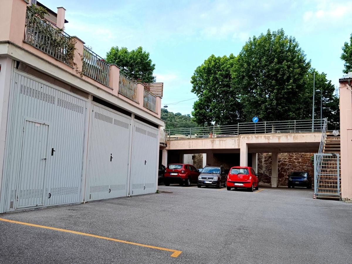 A Casa Di Pizz - Bilocale Con Parcheggio Privato Apartamento Savona Exterior foto