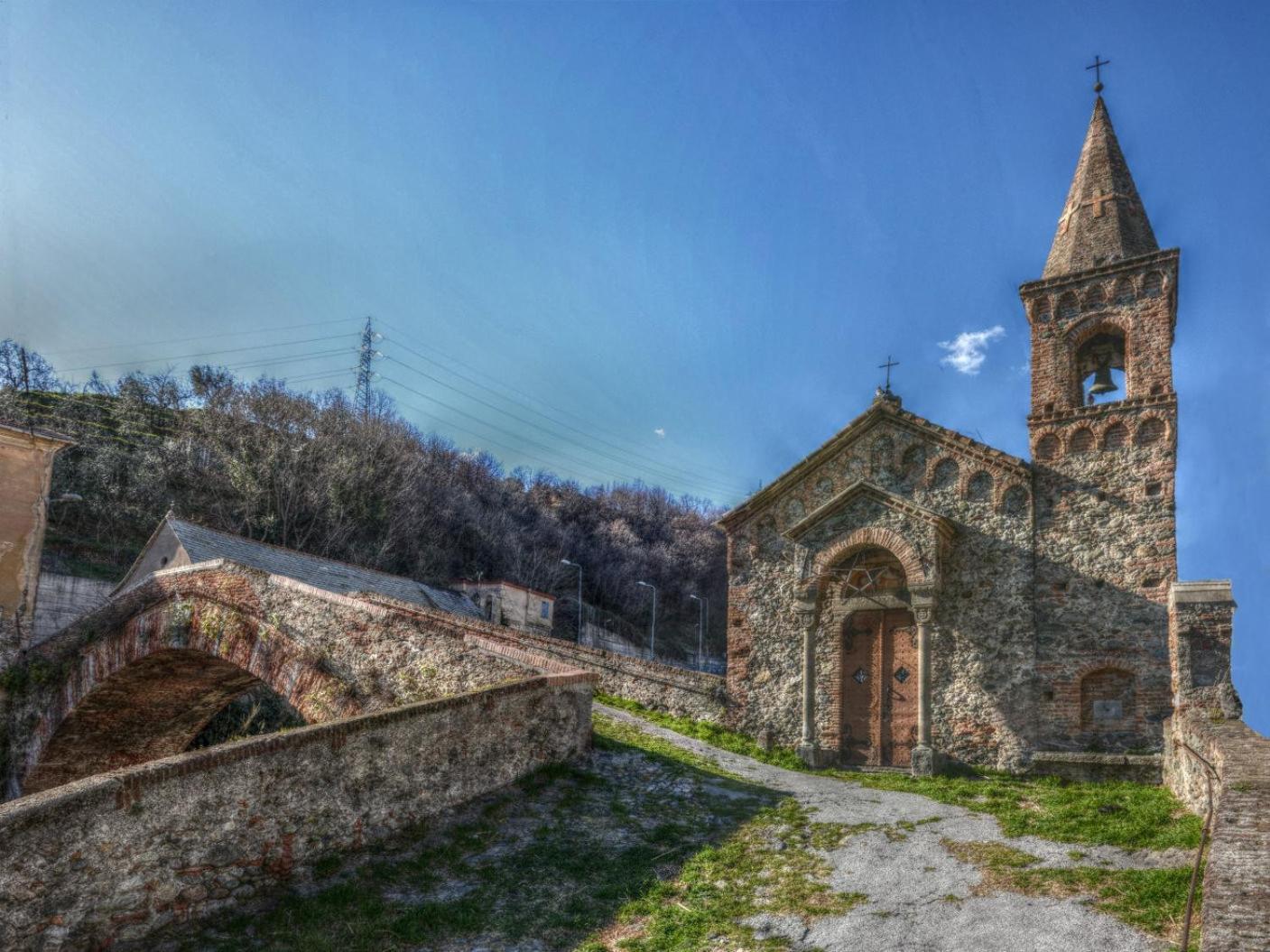 A Casa Di Pizz - Bilocale Con Parcheggio Privato Apartamento Savona Exterior foto